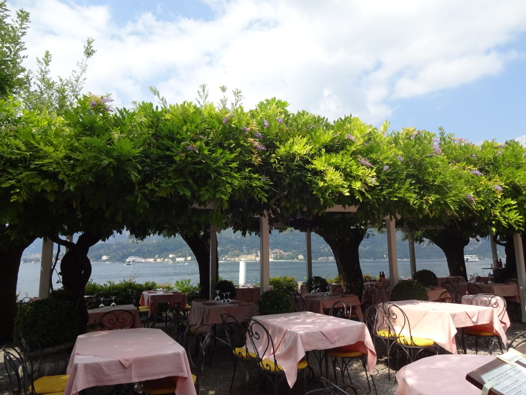 Bellagio lake side dining