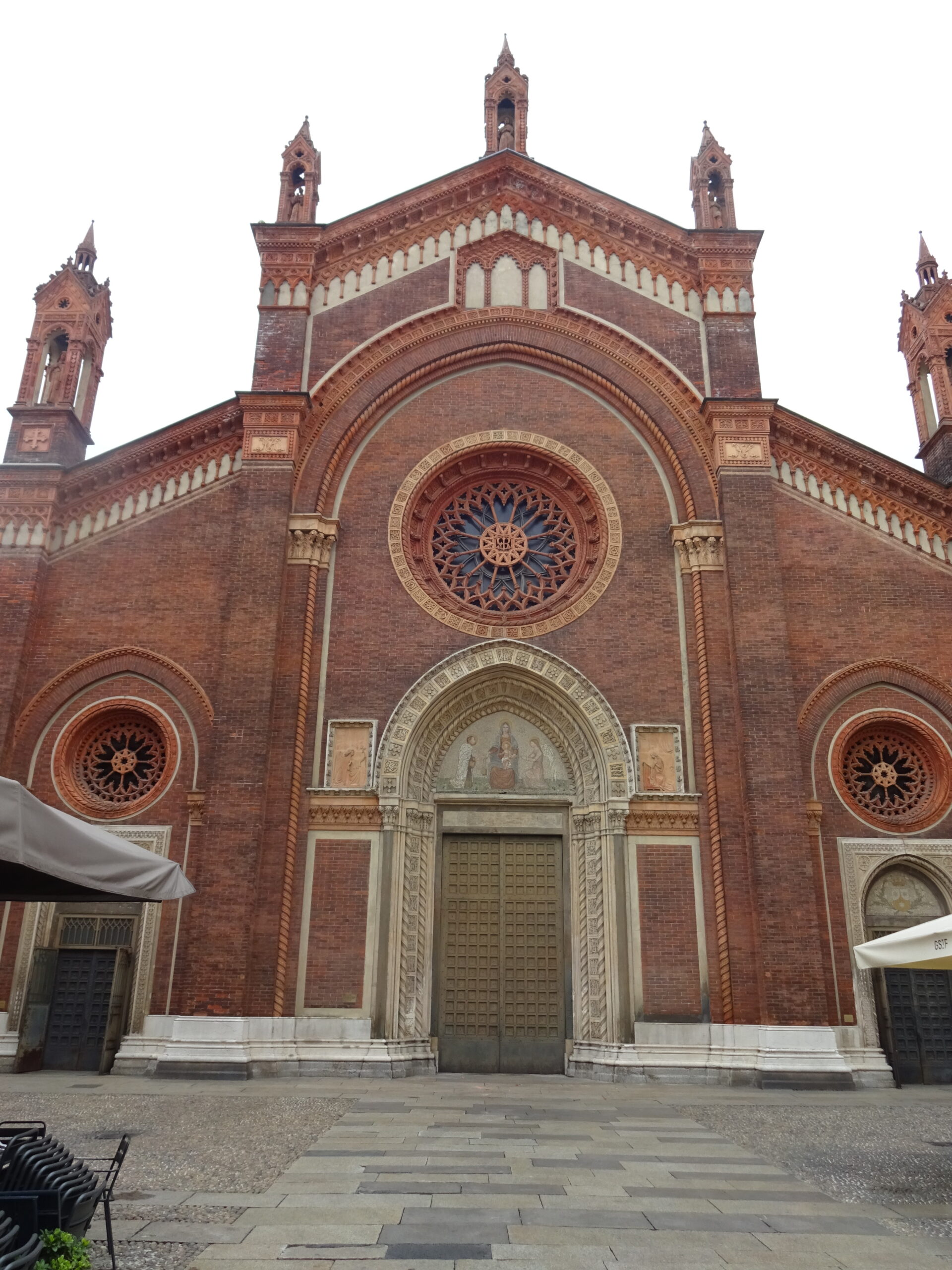 Piazza del Carmine The Church of Santa Maria del Carmine