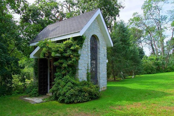 Moorestown, New Jersey stone private chapel